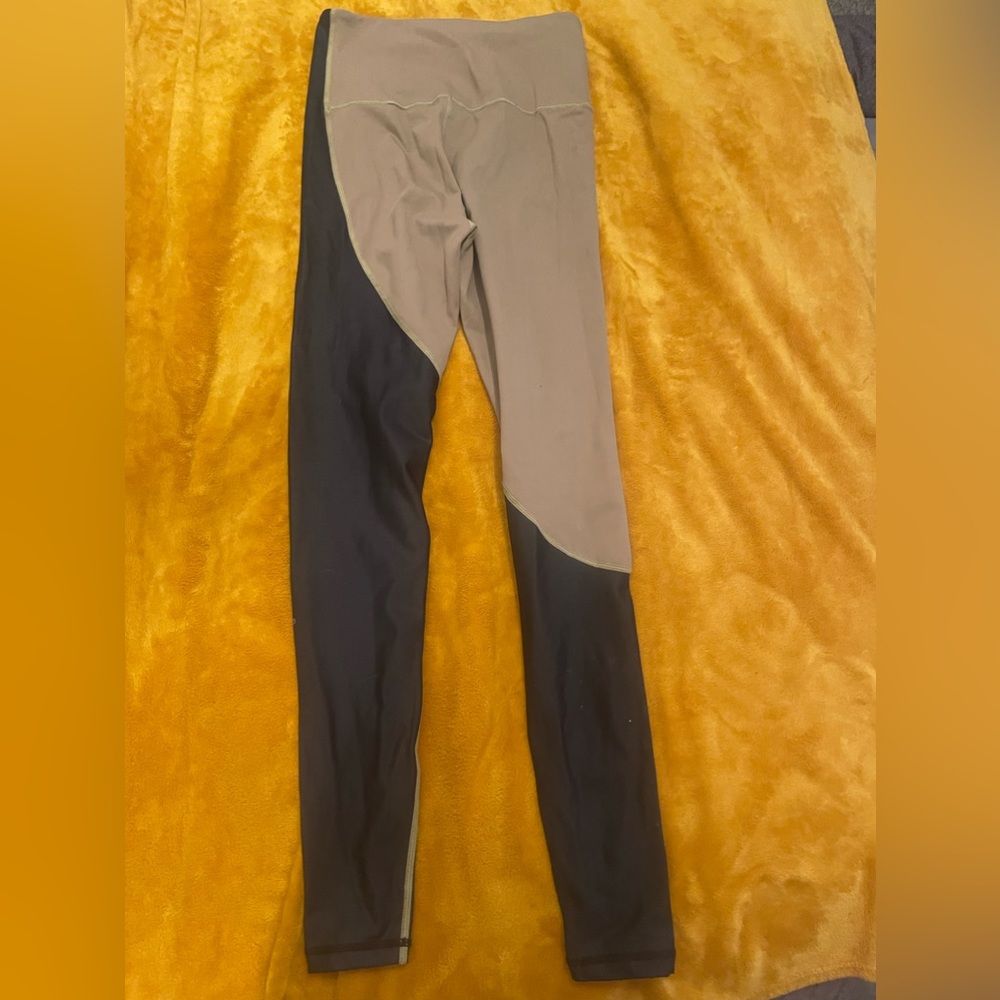 Yuco Women’s leggings